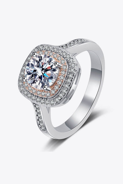 Elegant Fashion  Moissanite Ring