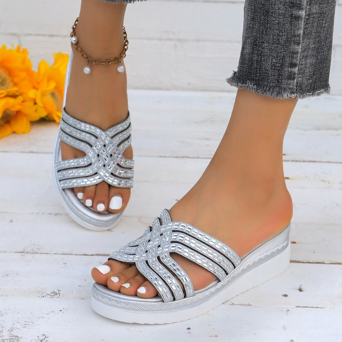 Elegant fashion  Wedge Sandals