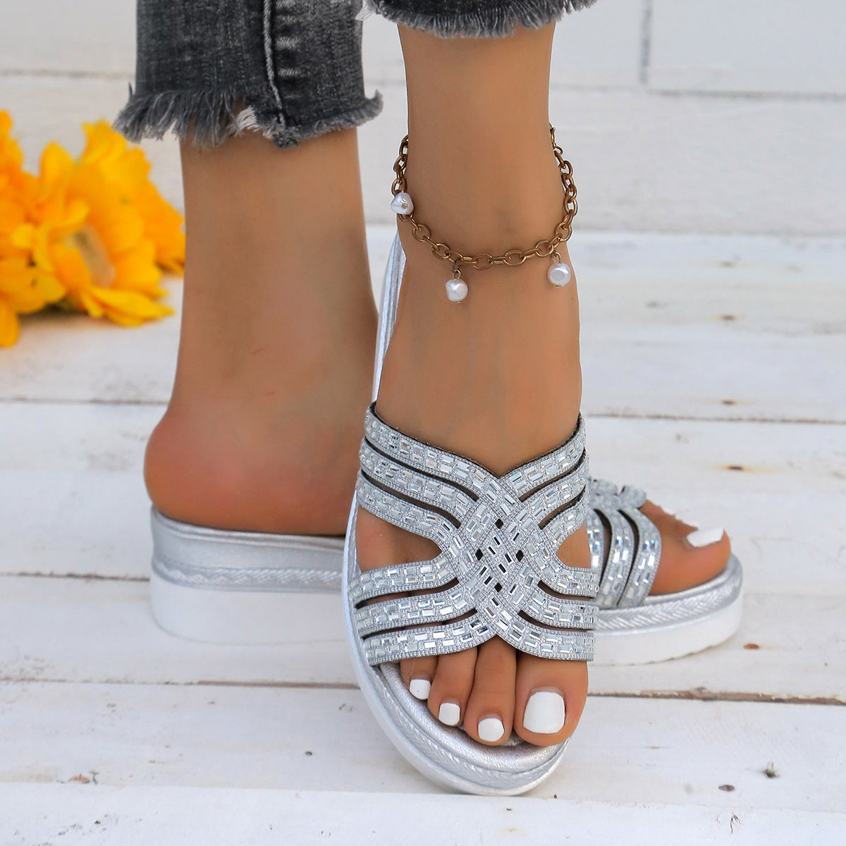 Elegant fashion  Wedge Sandals