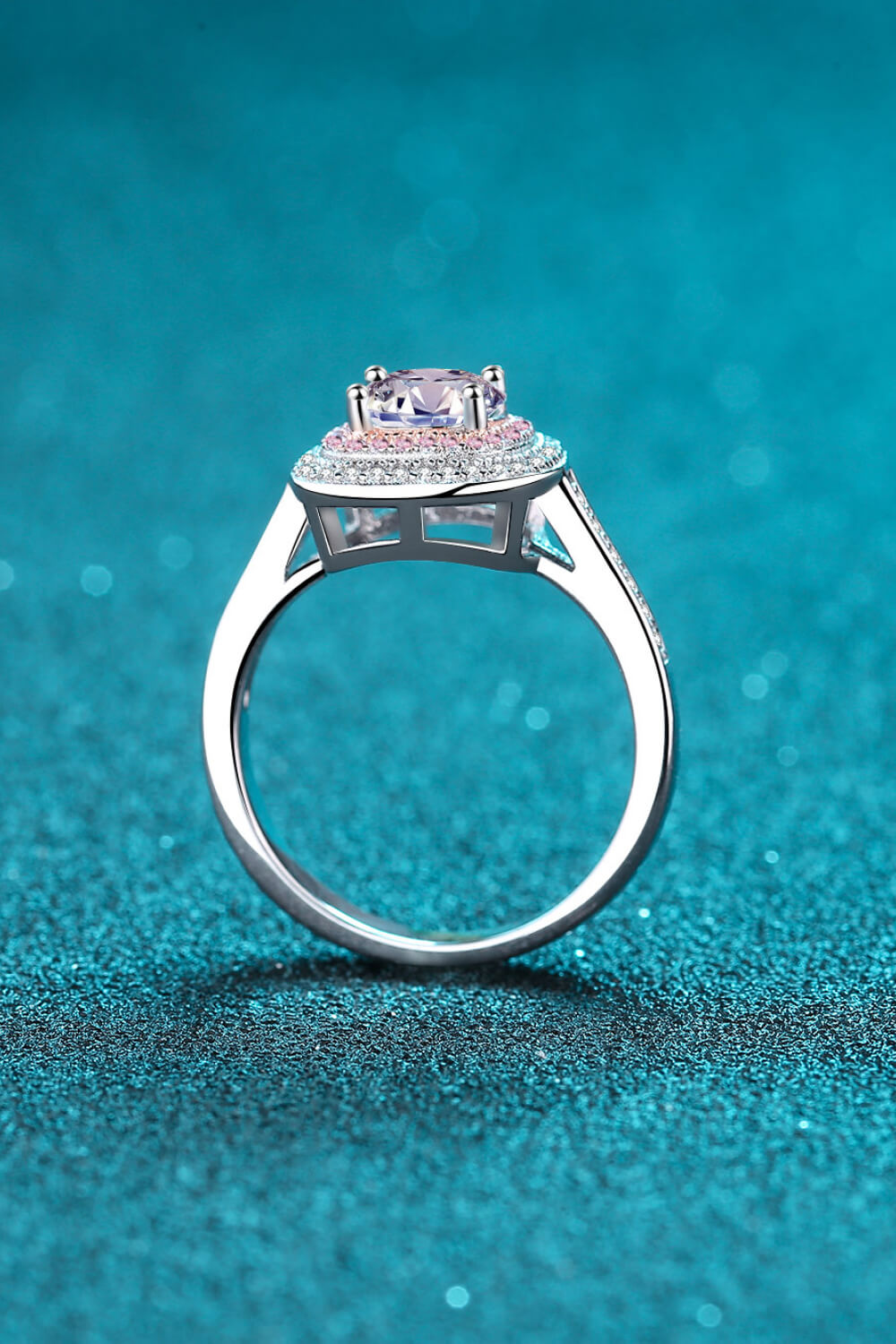 Elegant Fashion  Moissanite Ring