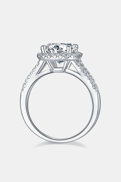 Elegant Fashion  Moissanite Halo Ring